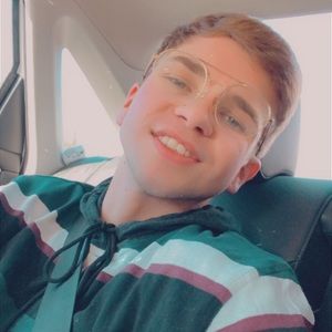 Meet your Posher, Jonathan